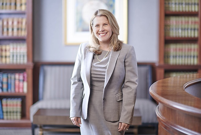Photo of Emily J. Bordens